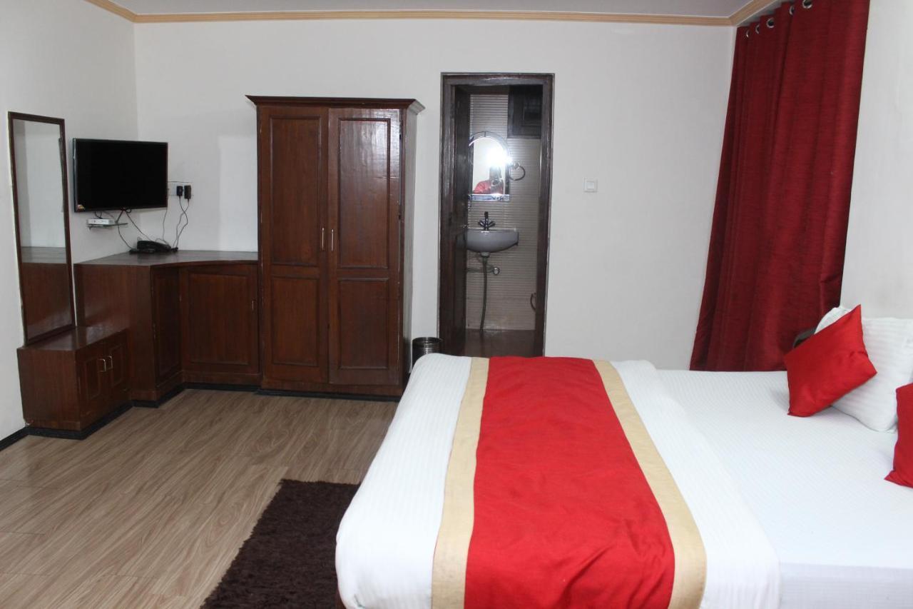 Hotel Dolls Inn Nainital Exterior foto